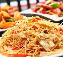 Stir-Fried Rice Noodles