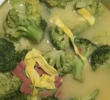 Golden Soup Broccoli