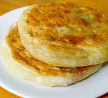 Fermented Black Cabbage Meat Pie