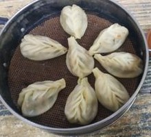 Willow Leaf Steamed Dumplings