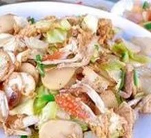 White Crab Stir-fried with Rice Noodles
