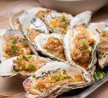 Charcoal-grilled Garlic Oyster