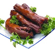 Sauce-Flavored Duck Neck