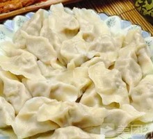 Sour Cabbage and Pork Dumplings