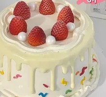 Five-Color Noodle Pour