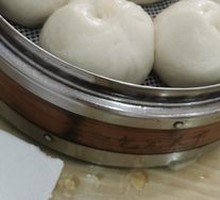 Soup-filled Steamed Buns
