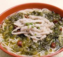 Sour Cabbage and Pork Noodles