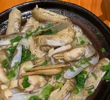 Butter-Glazed Enoki Mushrooms with Clams