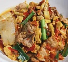 Spicy Stir-Fried Pork Belly