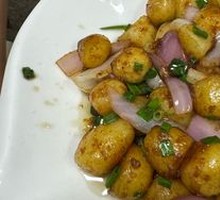 Potato and Onion Stir-fry
