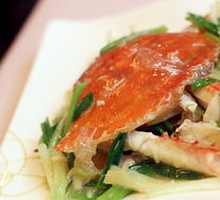 Stir-fried White Crab with Ginger and Scallion