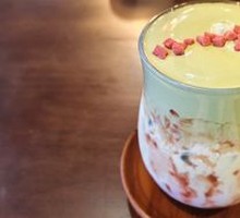 Matcha Strawberry Milk