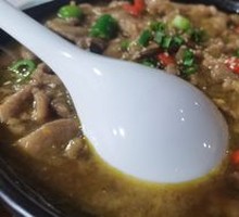 Braised Beef with Tofu in Clay Pot