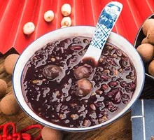 Blood Rice and Longan Porridge