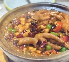 Stewed Chicken Feet with Soybeans