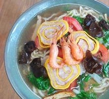 Benchia Three Delicacies Noodles