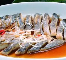 Steamed Yellow Croaker with Dried Fish