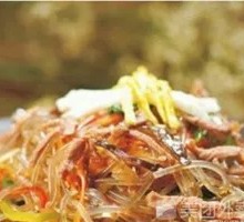 Beef and Egg Stir-fried Noodles