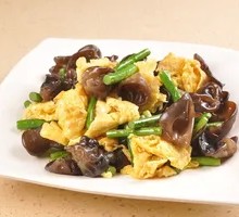 Wood Ear Mushroom Stir-Fried with Eggs