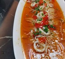 Squid and Enoki Mushroom Stir-fry