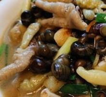 Chicken Feet with Snails