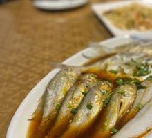 Sauce-Grilled Mandarin Fish and Spanish Mackerel