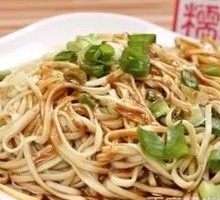 Peanut Butter Noodles with Shredded Pork