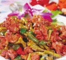 Sour Pickled Beans with Chicken Gizzard