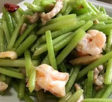 Stir-Fried Shrimp with Garlic Chives