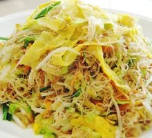 Stir-Fried Rice Noodles