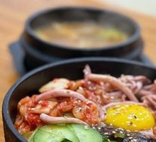Kimchi Squid Stone Pot