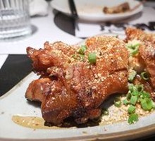 Street-Style Grilled Pig Trotters