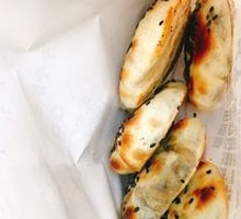 Mei Cai Pork Mini Bao