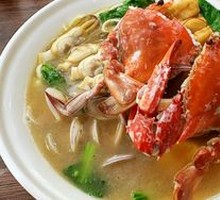 Squid Crab Three-Flavor Seafood Noodles