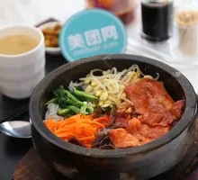 Pork Tenderloin Stone Pot Rice