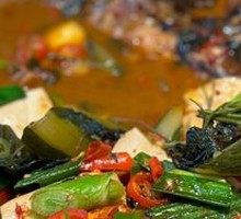 Signature Soil-Baked Yangtze River Catfish