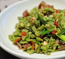 Dried Lettuce Stir-fried with Preserved Pork