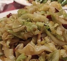 Fried Pork Rind with Cabbage