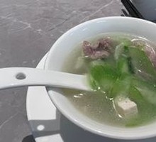 Hakka Loofah and Pork Slices