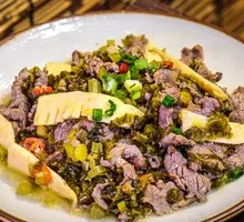 Snow Cabbage Stir-Fried Beef