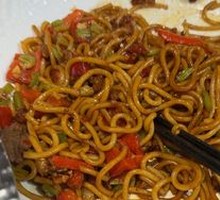 Stir-fried Yellow Beef with Rice Noodles