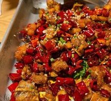 Stir-Fried Chicken in Iron Pot