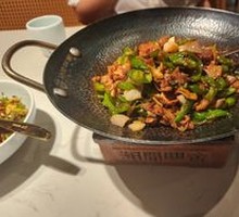 Spicy Chili Stir-Fried Pork