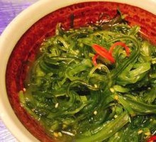 Refreshing Seaweed Salad