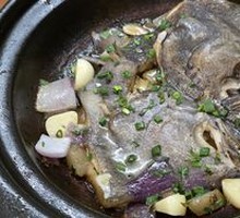 Baked Filet of Catfish Head