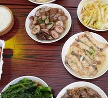 Braised Pork Intestines in Braising Sauce