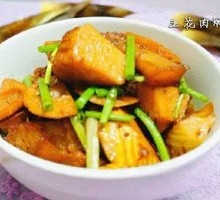 Fresh Bamboo Shoots with Pork Belly