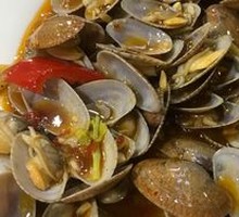 Stir-Fried Clams in Cantonese Style