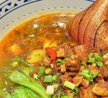 Sour Cabbage Beef Noodles