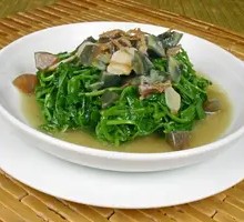 Clear Soup with Bean Sprouts